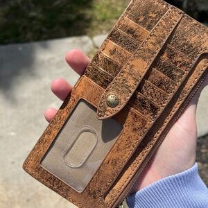 Frye wallet
